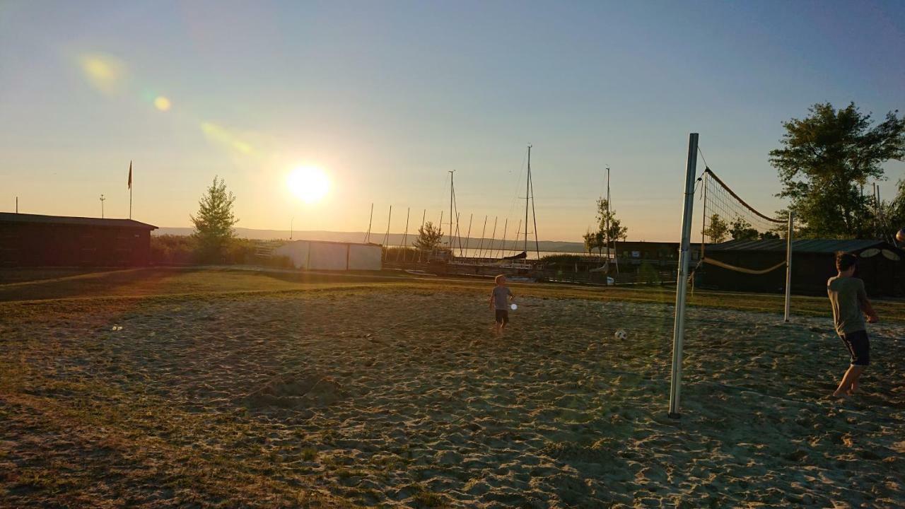 维登埃姆斯Gute Stube公寓 外观 照片